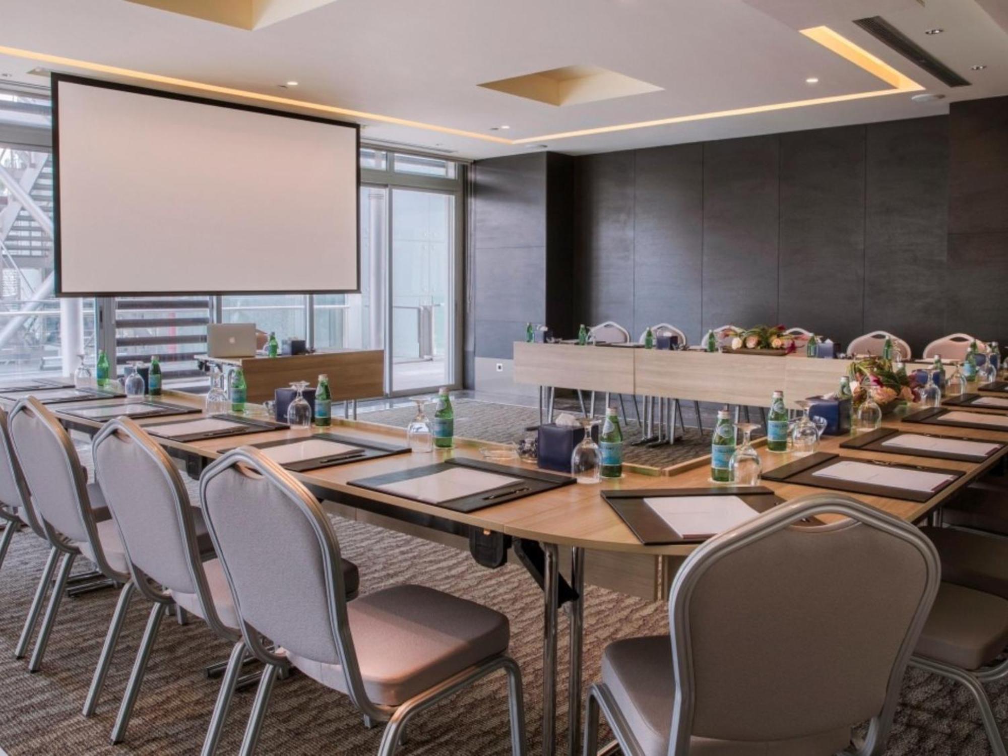עמאן The Abdali Boulevard Hotel מראה חיצוני תמונה Meeting room