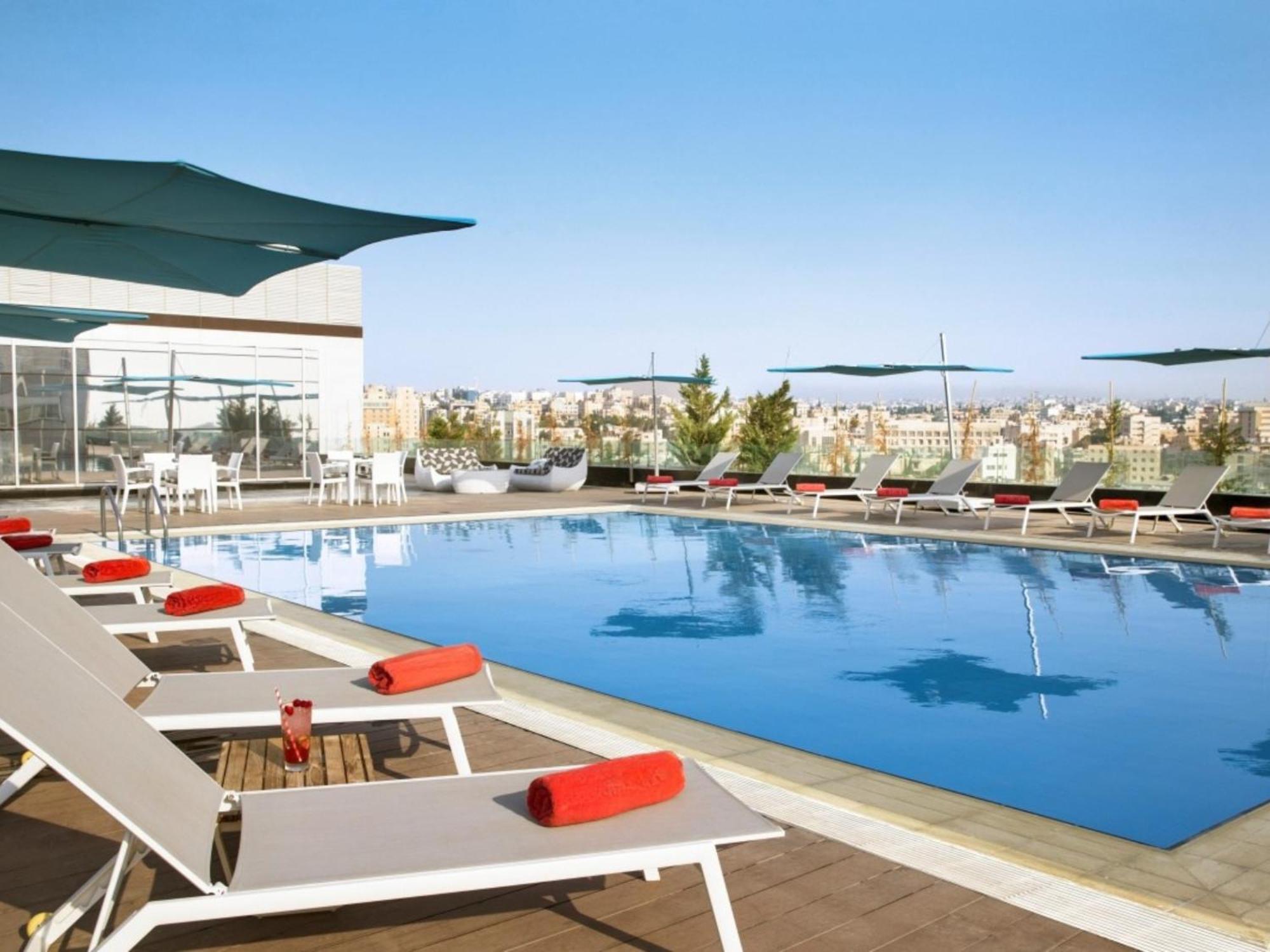 עמאן The Abdali Boulevard Hotel מראה חיצוני תמונה The pool at the Westin Palace, Jerusalem