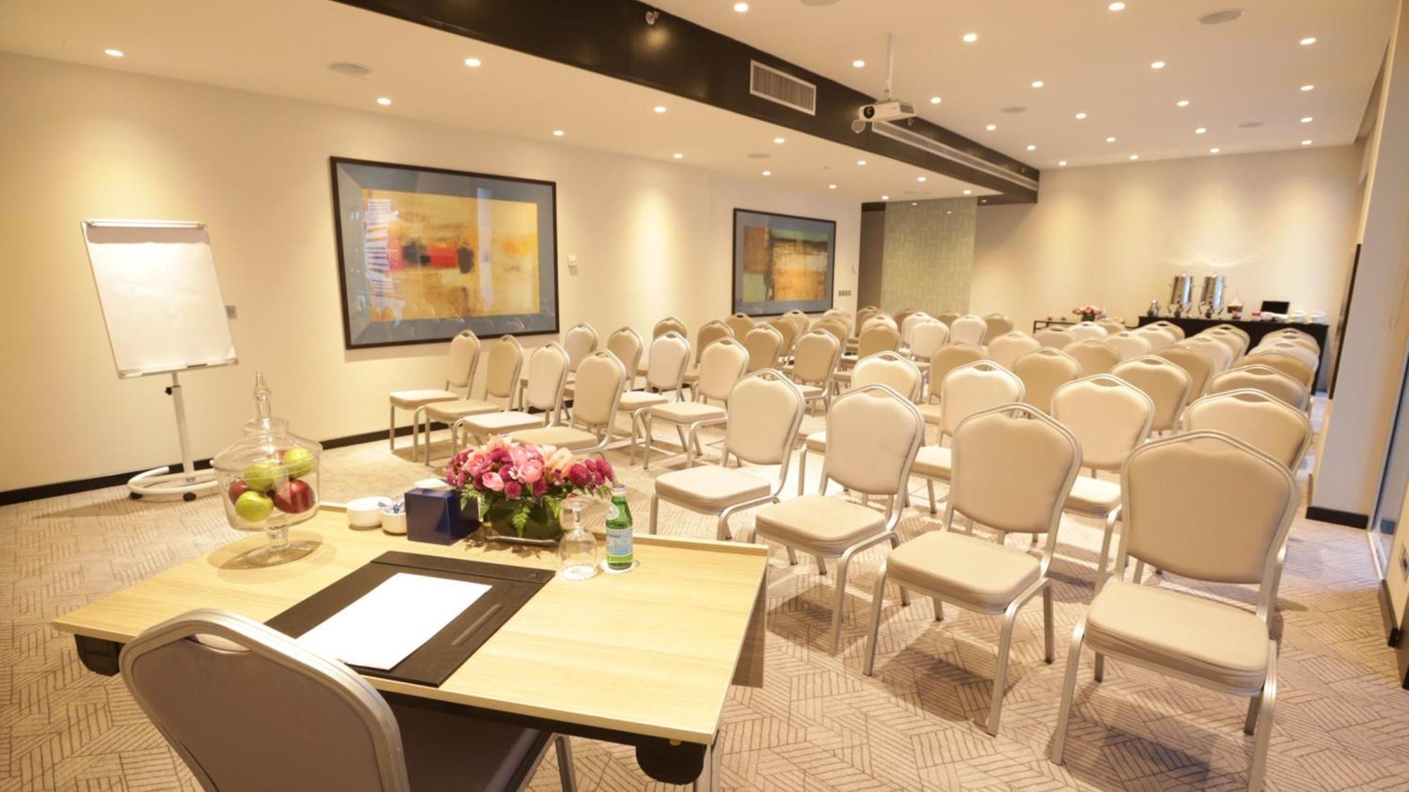 עמאן The Abdali Boulevard Hotel מראה חיצוני תמונה